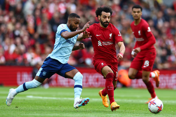 而当时球迷 而当时球迷