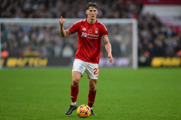 安门将邹德 安门将邹德