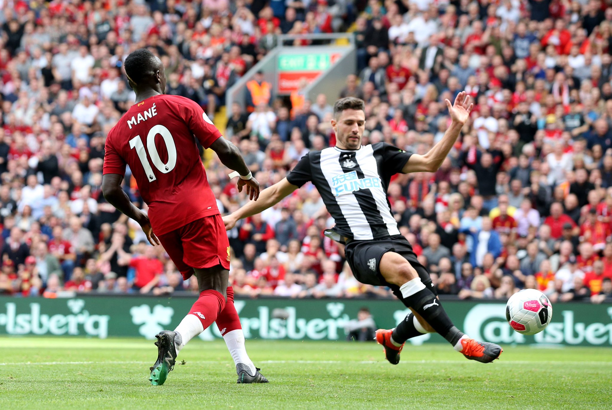 技话题的焦 技话题的焦