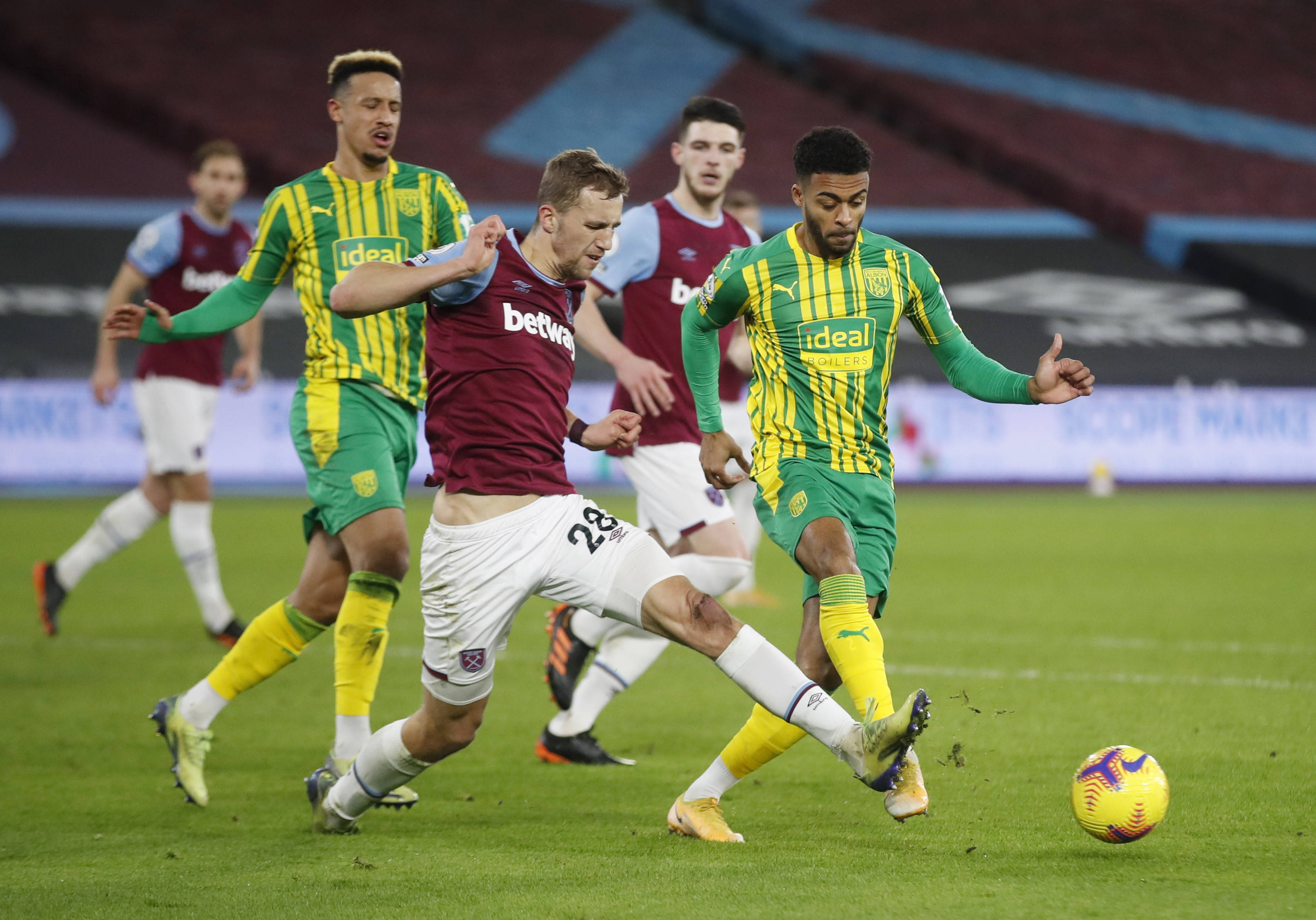 双强之争 双强之争